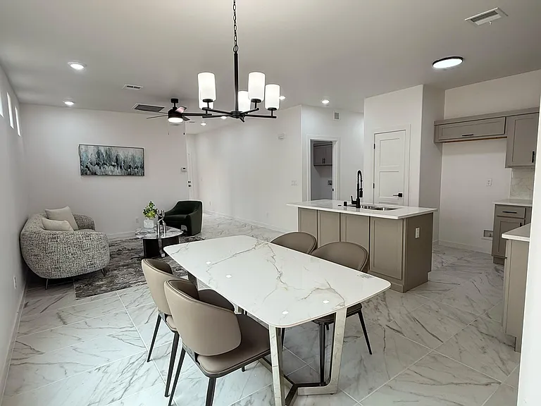 15153 Destination Ave — Photo 2