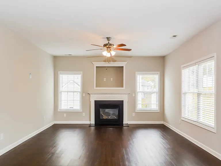 3729 Chancellorsville Ct — Photo 4