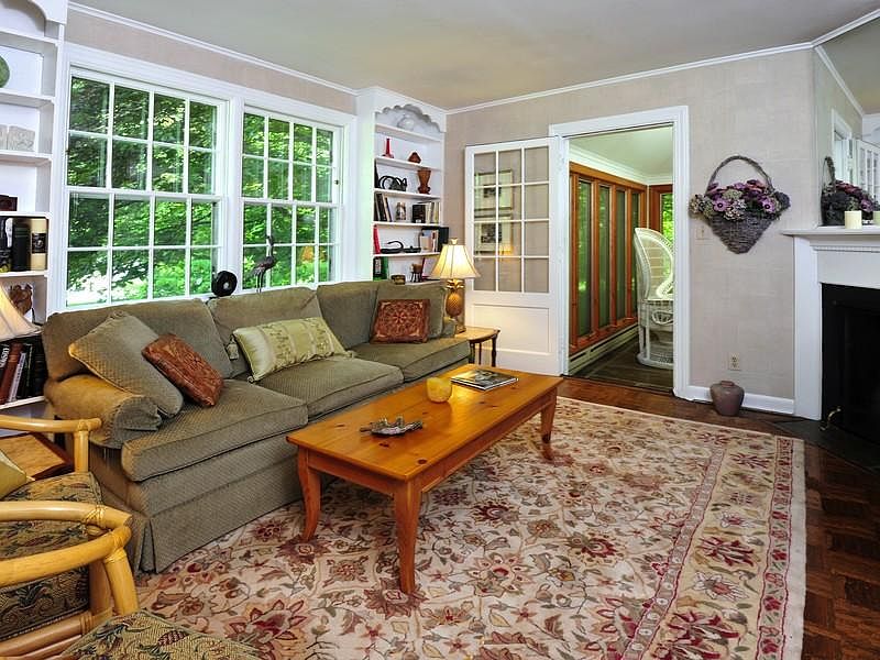 27 Haviland Rd, Stamford, CT 06903 Zillow