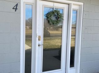 1315 S 11th St APT 4, Blackwell, OK 74631