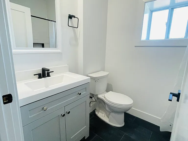 10 Mount Pleasant Ave #2 — Photo 8