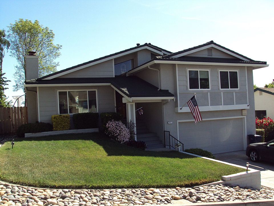 1st image of 411 Pine Park Ct