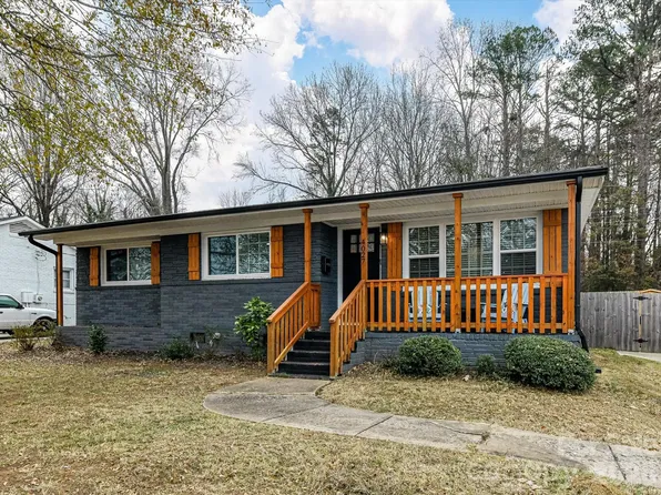 4027 Broadview Dr, Charlotte, NC 28217