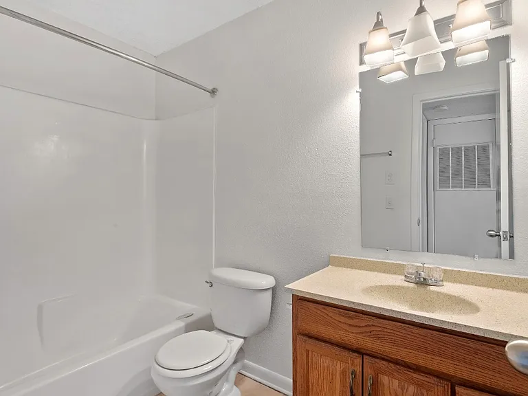 3262 Wyoming St #1L — Photo 6