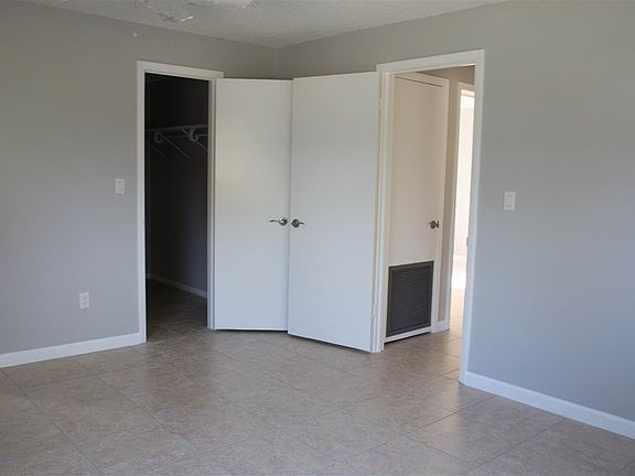 5th image of 181 Estancia St
