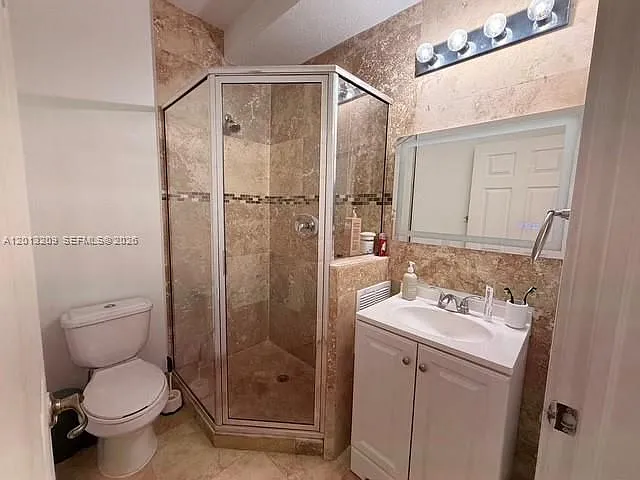 11350 NW 48th Ter — Photo 10