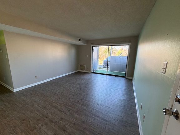 2nd image of 2624 Randleman Rd APT A