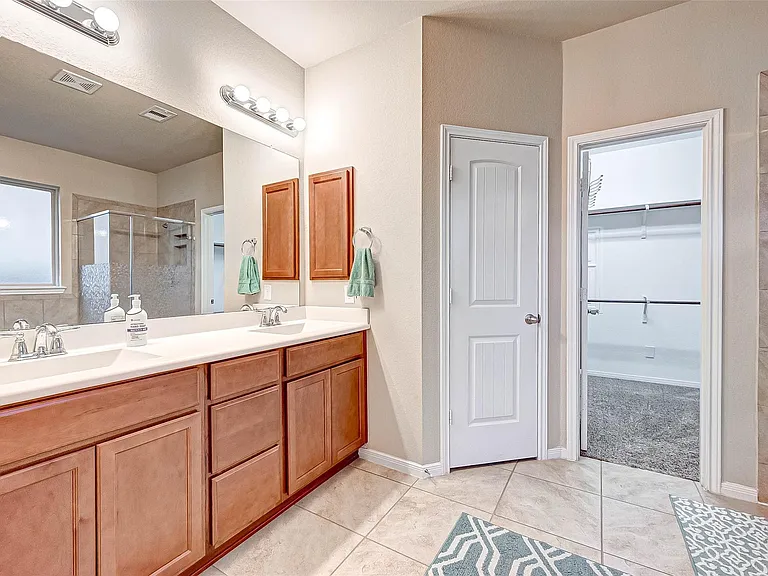 5614 Glenfield Spring Ln — Photo 21
