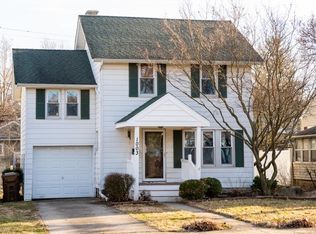 1003 W John St, Champaign, IL 61821