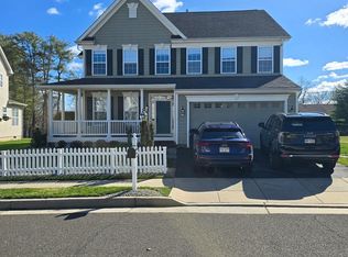 10 Hartfeld Rd, Newtown, PA 18940