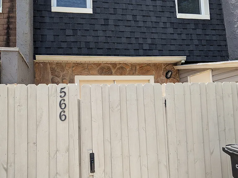 566 Teal Ln #566 — Photo 1