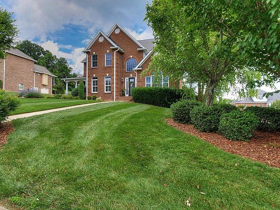 4th image of 3 Periwinkle Ct
