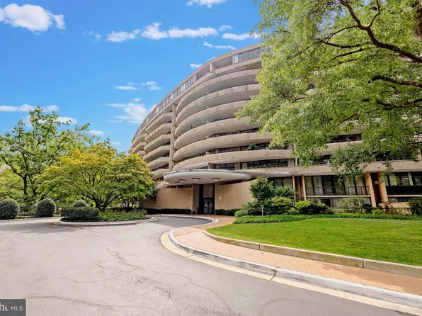 4200 Massachusetts Ave NW APT 114, Washington, DC 20016