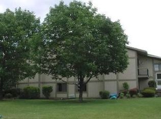 9040H Portage Pointe Dr, Streetsboro, OH 44241