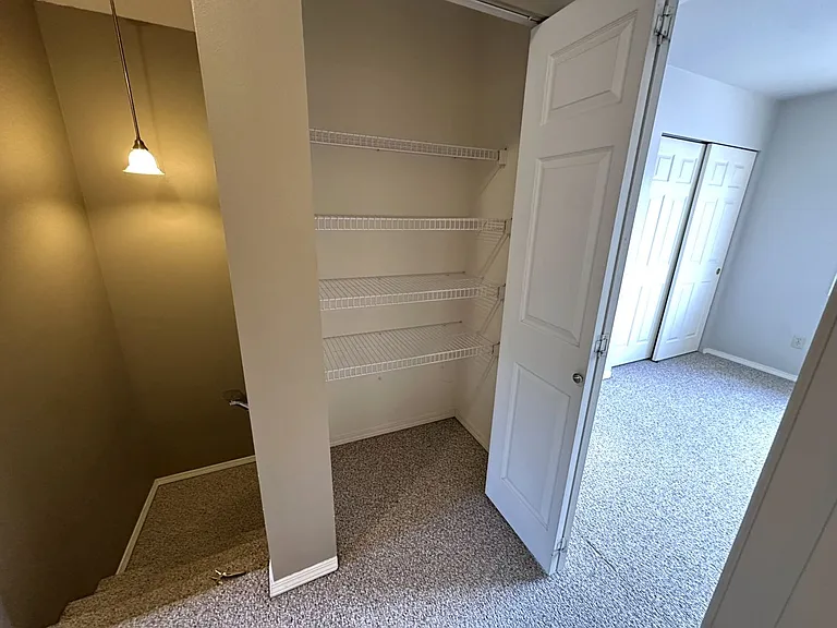209 E 18th Ave #10 — Photo 12