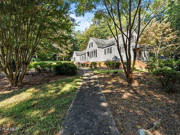 5th image of 1306 Sunset Drive
