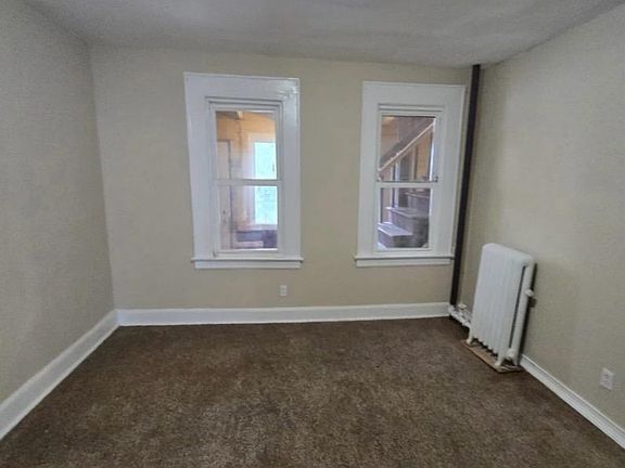 4th image of 14 Nursery St #2L