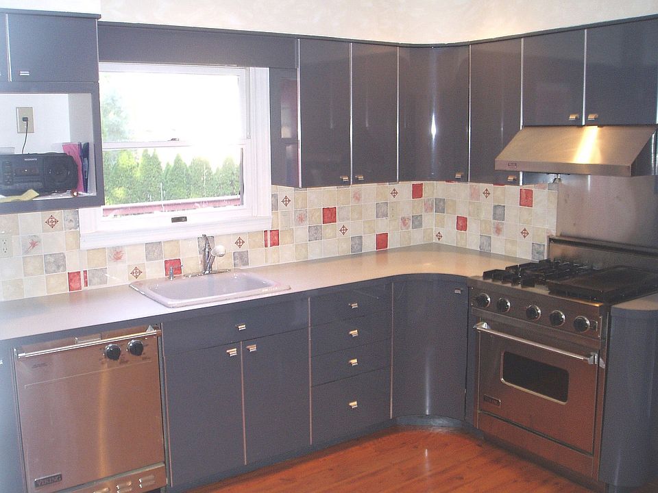 1st image of 41 Claire Cir