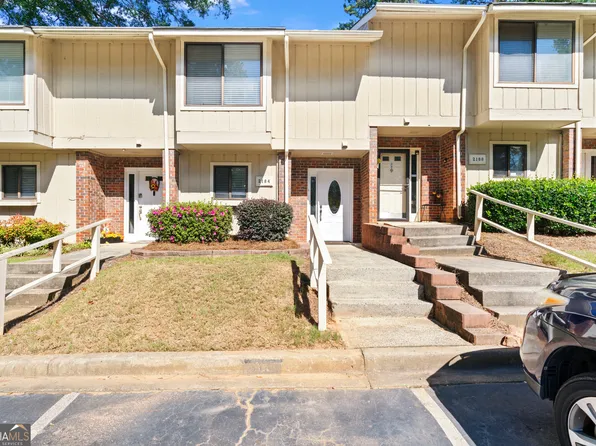 2184 Surrey Ct, Marietta, GA 30067