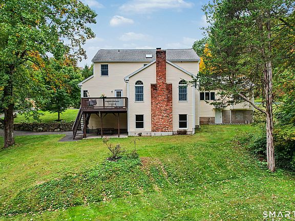 5th image of 124 Hawley Road