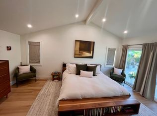 3082 Roanoke Ln, Costa Mesa, CA 92626