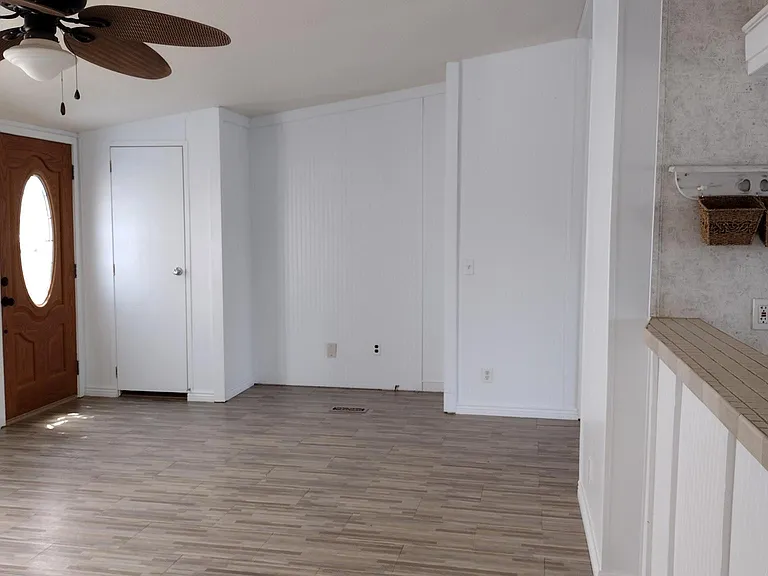 2270 W Bayberry Dr — Photo 5
