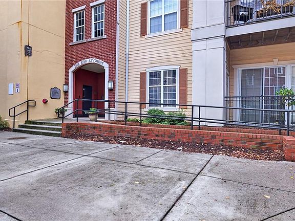 2nd image of 1400 Granby St Unit 406
