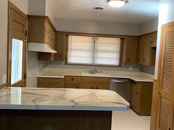 3rd image of 4117 Tucson Dr