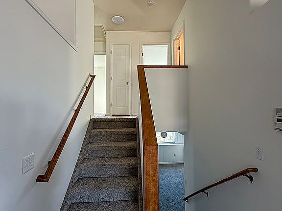4th image of 1099 Three Point Ave