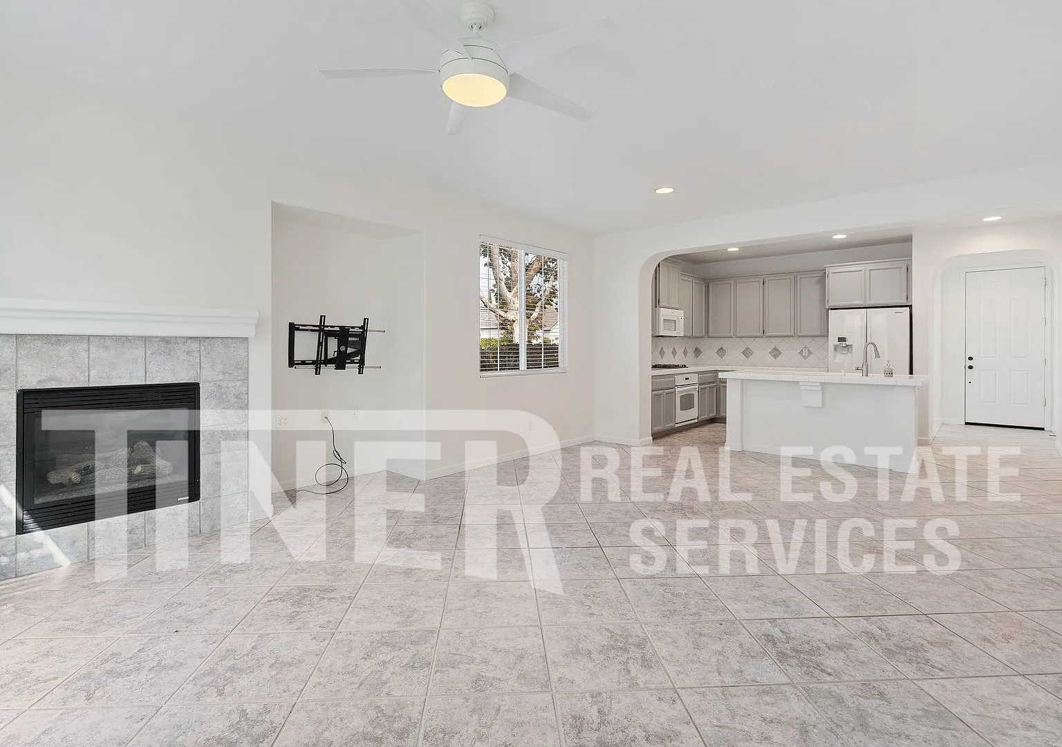 1580 Charm Way - Tier 2 North Natomas Home — Photo 2