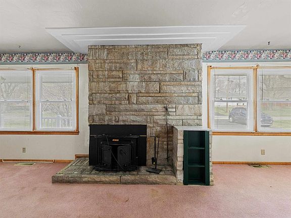 5th image of 1010 White Ave