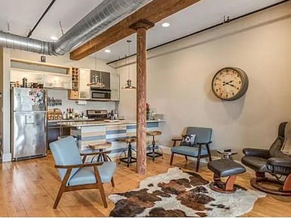3rd image of 281 Essex St #301