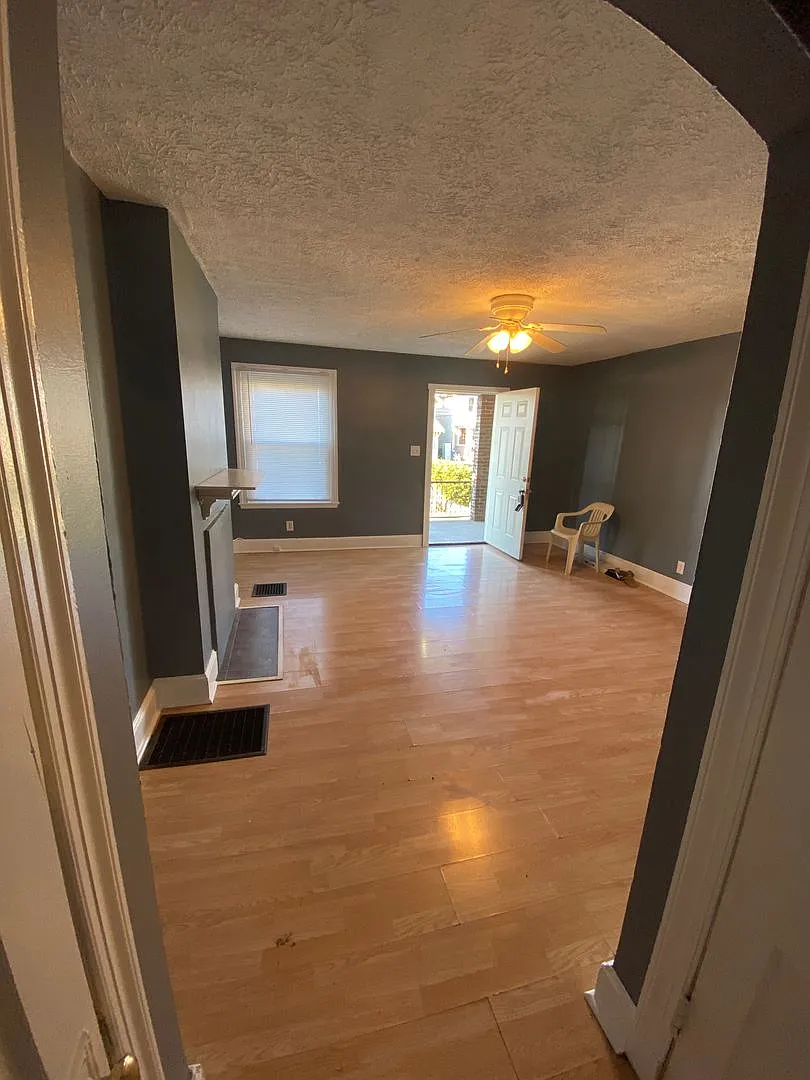 830-836 Berkeley Rd — Photo 2