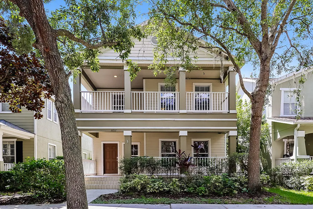 4 bed, 2.5 bath, 2022 sqft, $2,450 — Photo 1
