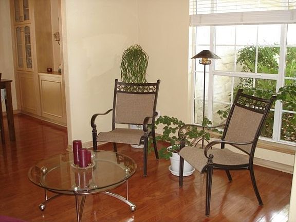 Secondary living/playroom