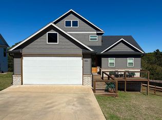 801 E Finley Ridge Dr, Tahlequah, OK 74464