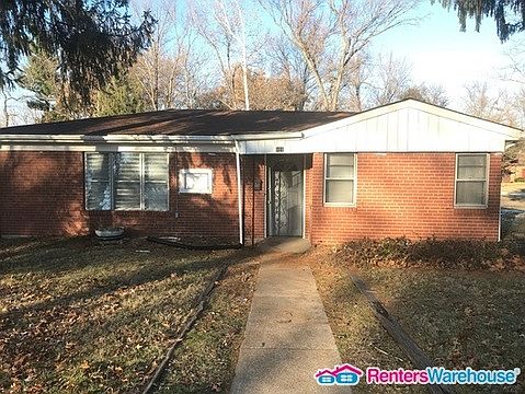1st image of 901 January Ave