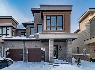 30 Caspian Sq, Clarington, ON L1C7G3