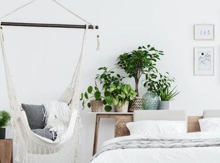 310 Berry Rd APT 708, Houston, TX 77022