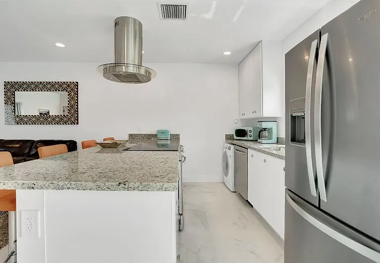 1335 Churchill Rd #A — Photo 2