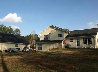 2919 Happy Valley Cir, Newnan, GA 30263