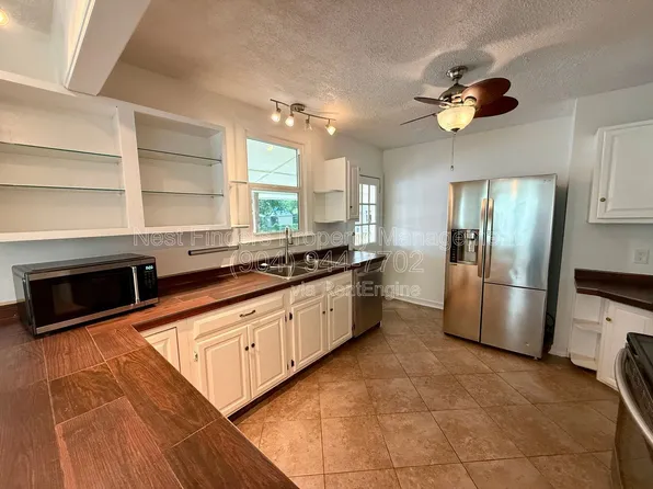 5143 Palmer Ave, Jacksonville, FL 32210