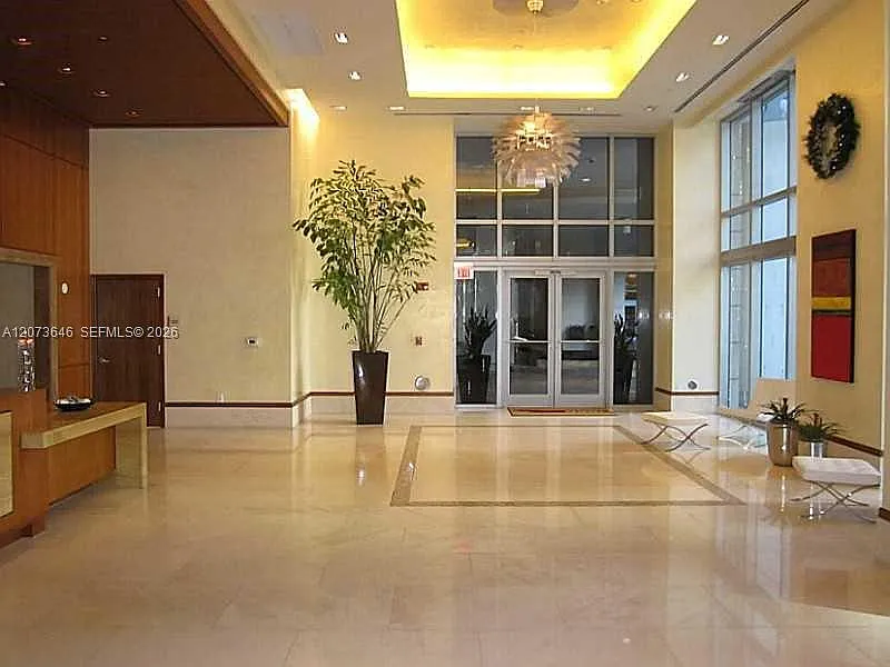 1060 Brickell Condo — Photo 3