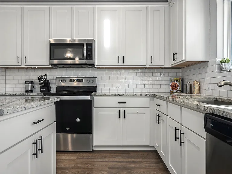 8200 Prairie Rye Dr — Photo 15