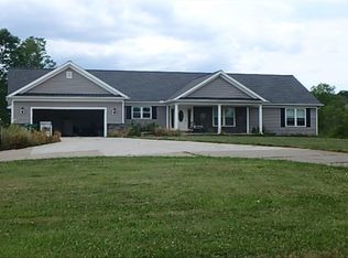 8432 Madison Rd, Montville, OH 44064