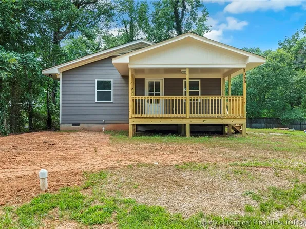 1380 Hooker St, Sanford, NC 27330