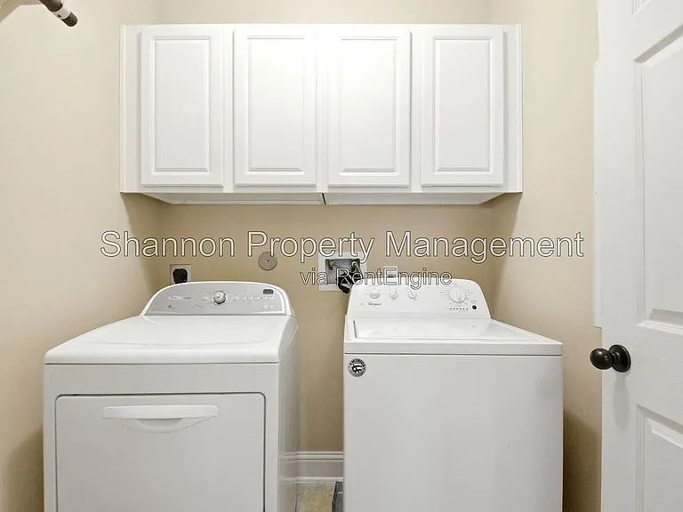 5642 Petty St #A — Photo 24