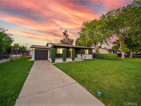 2nd image of 2493 Vasquez Pl