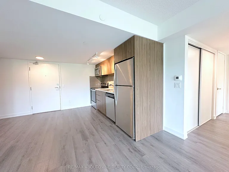 1225 York Mills Rd #401 — Photo 3