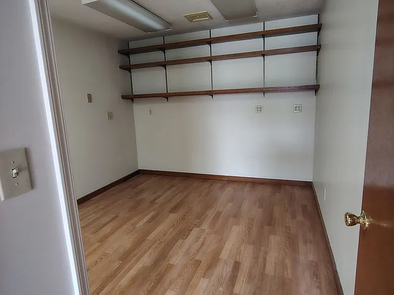 1175 Mount Vernon Rd — Photo 17
